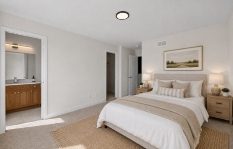 Primary Bedroom (2)